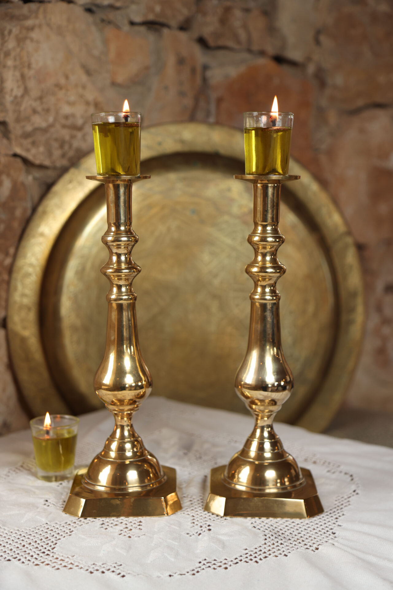 פמוטי נחושת לשבת