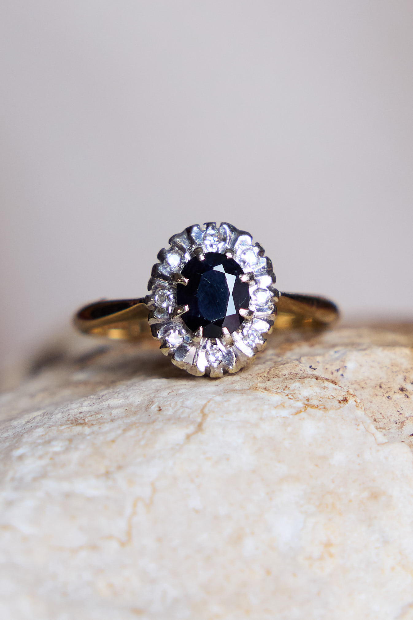 טבעת וינטאג׳ זהב עתיקא