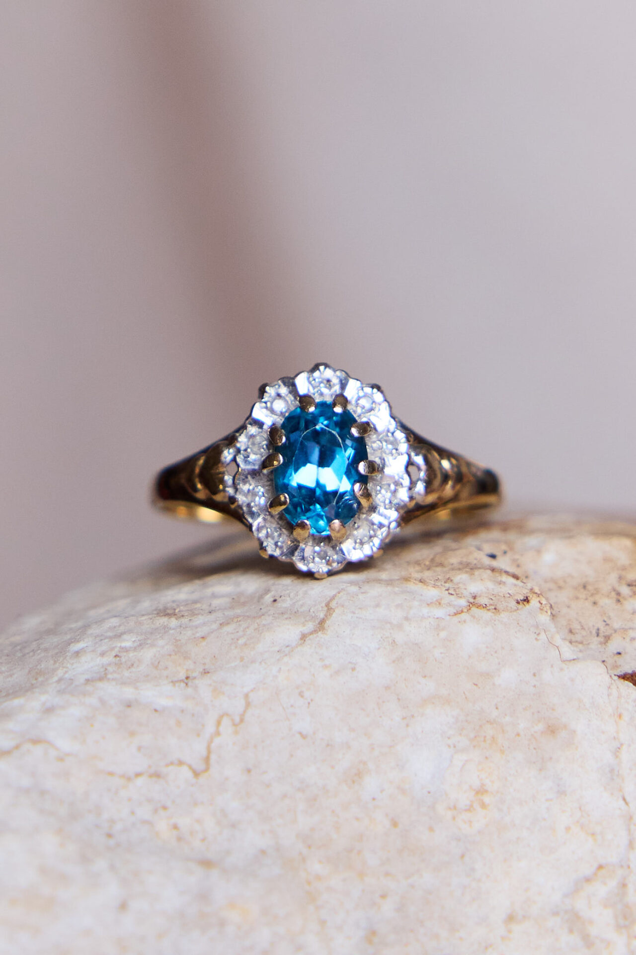 טבעת וינטאג׳ זהב עתיקא