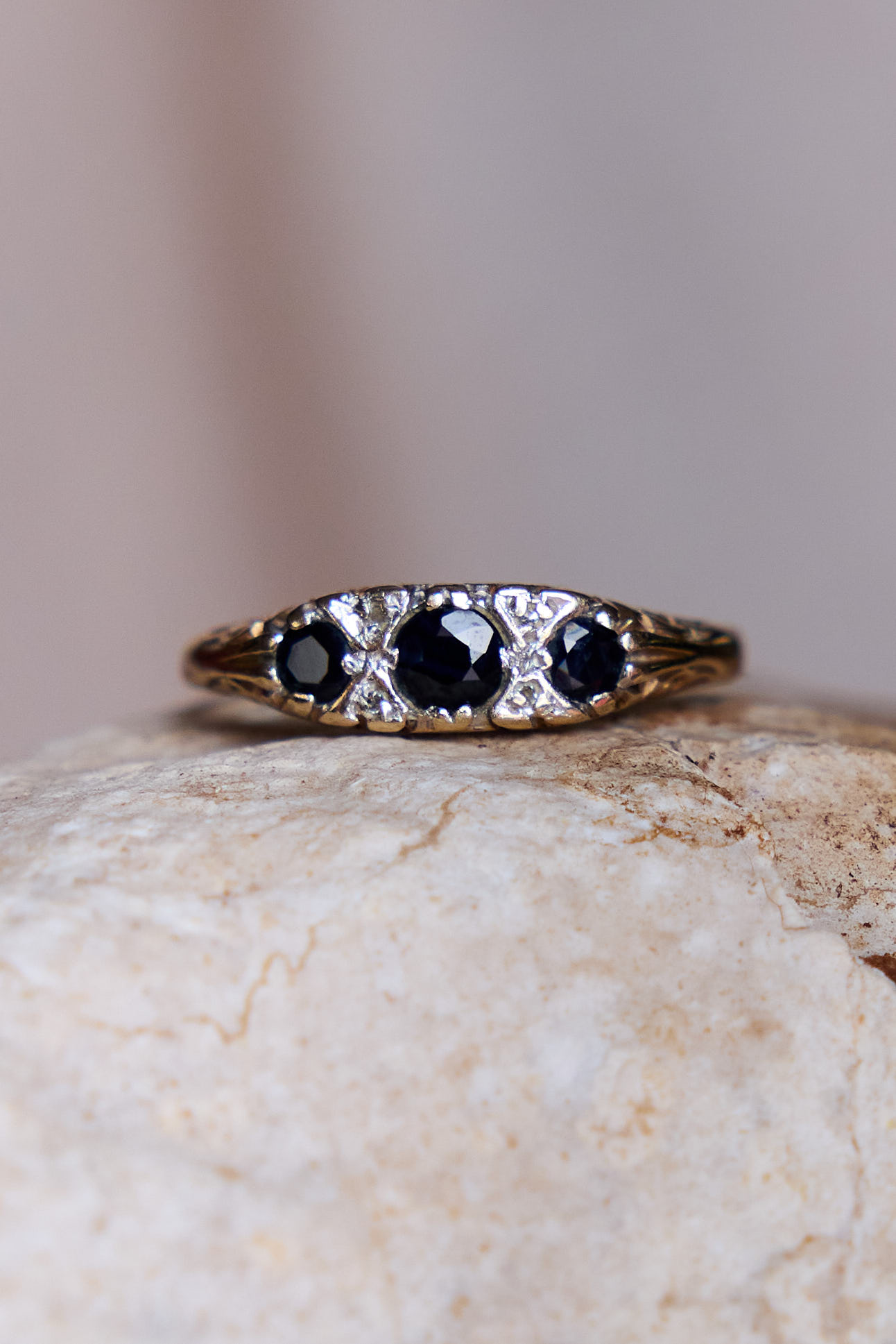 טבעת וינטאג׳ זהב עתיקא