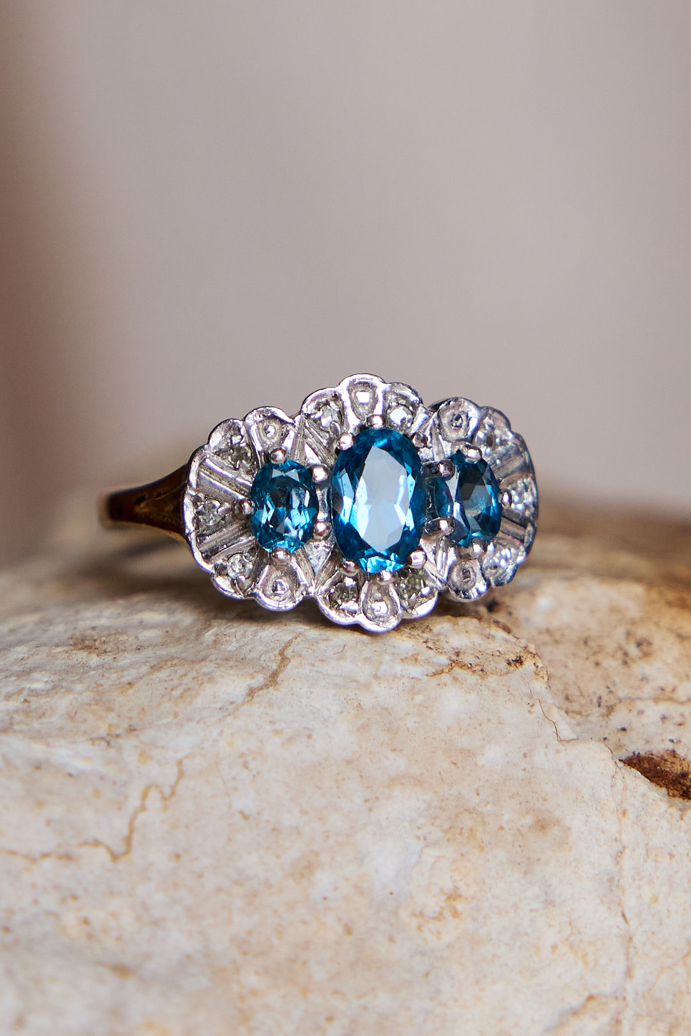 טבעת וינטאג׳ זהב עתיקא