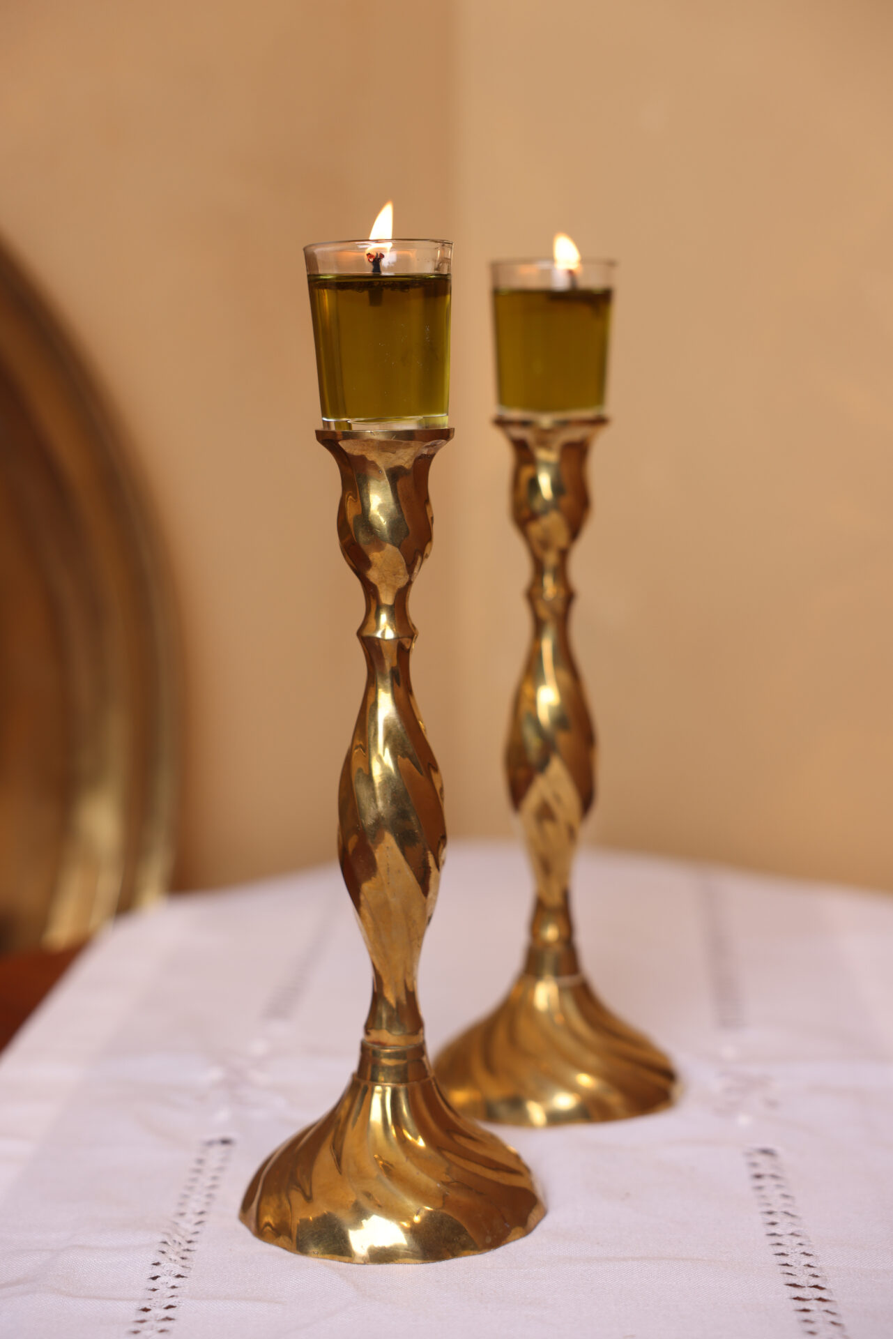 עתיקא פמוטים לשבת. פמוטי נחושת עתיקים