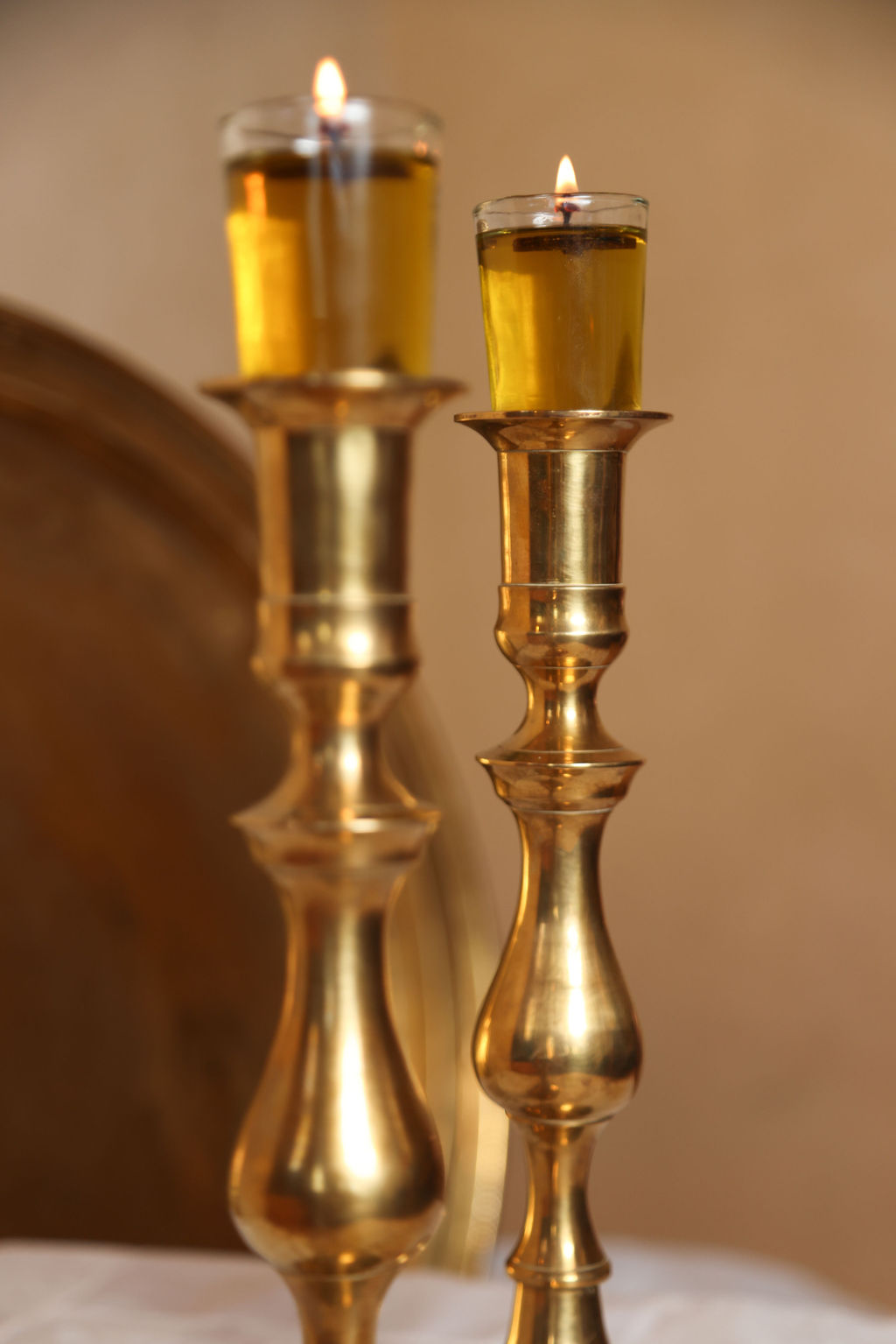 עתיקא פמוטים לשבת. פמוטי נחושת עתיקים