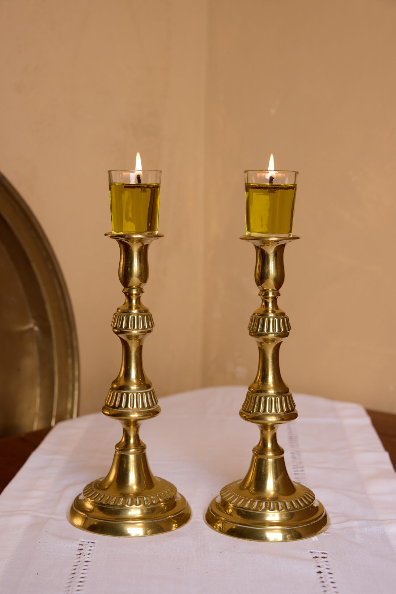 פמוטי נחושת עתיקים. עתיקא פמוטים לשבת