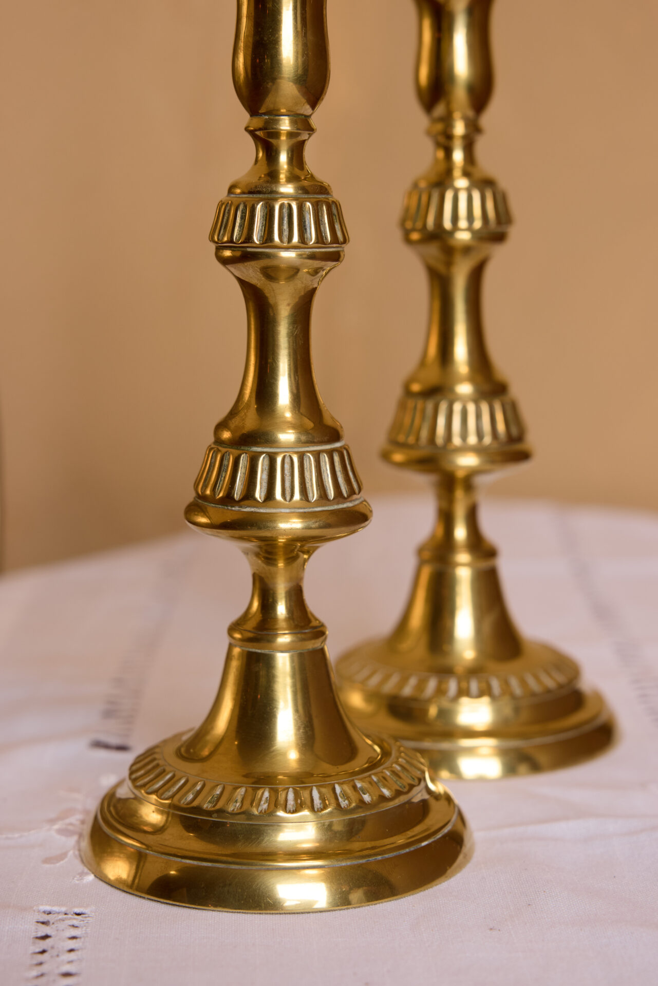 פמוטי נחושת עתיקים. עתיקא פמוטים לשבת