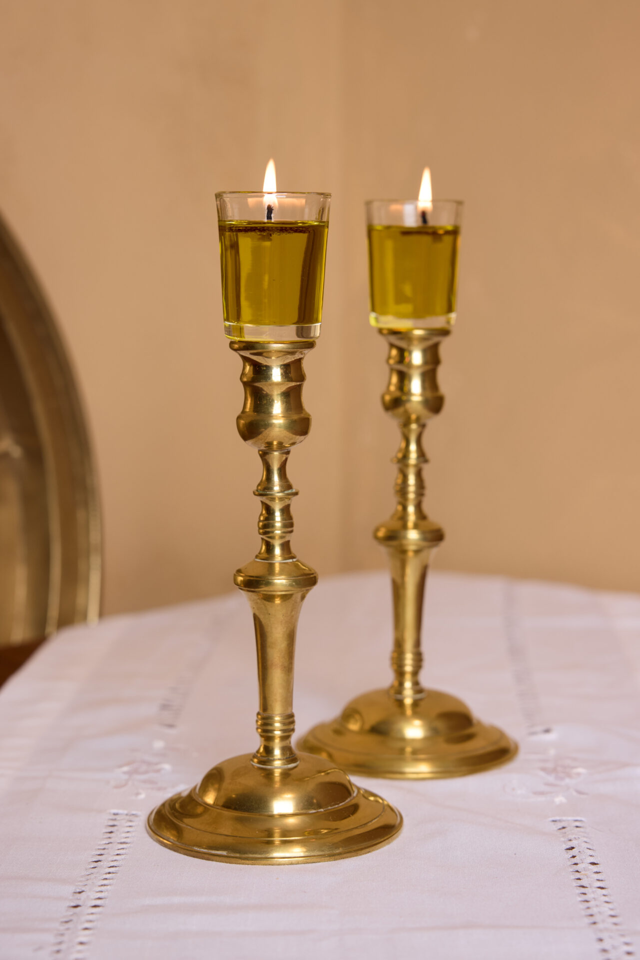 פמוטי נחושת עתיקים. עתיקא פמוטים לשבת