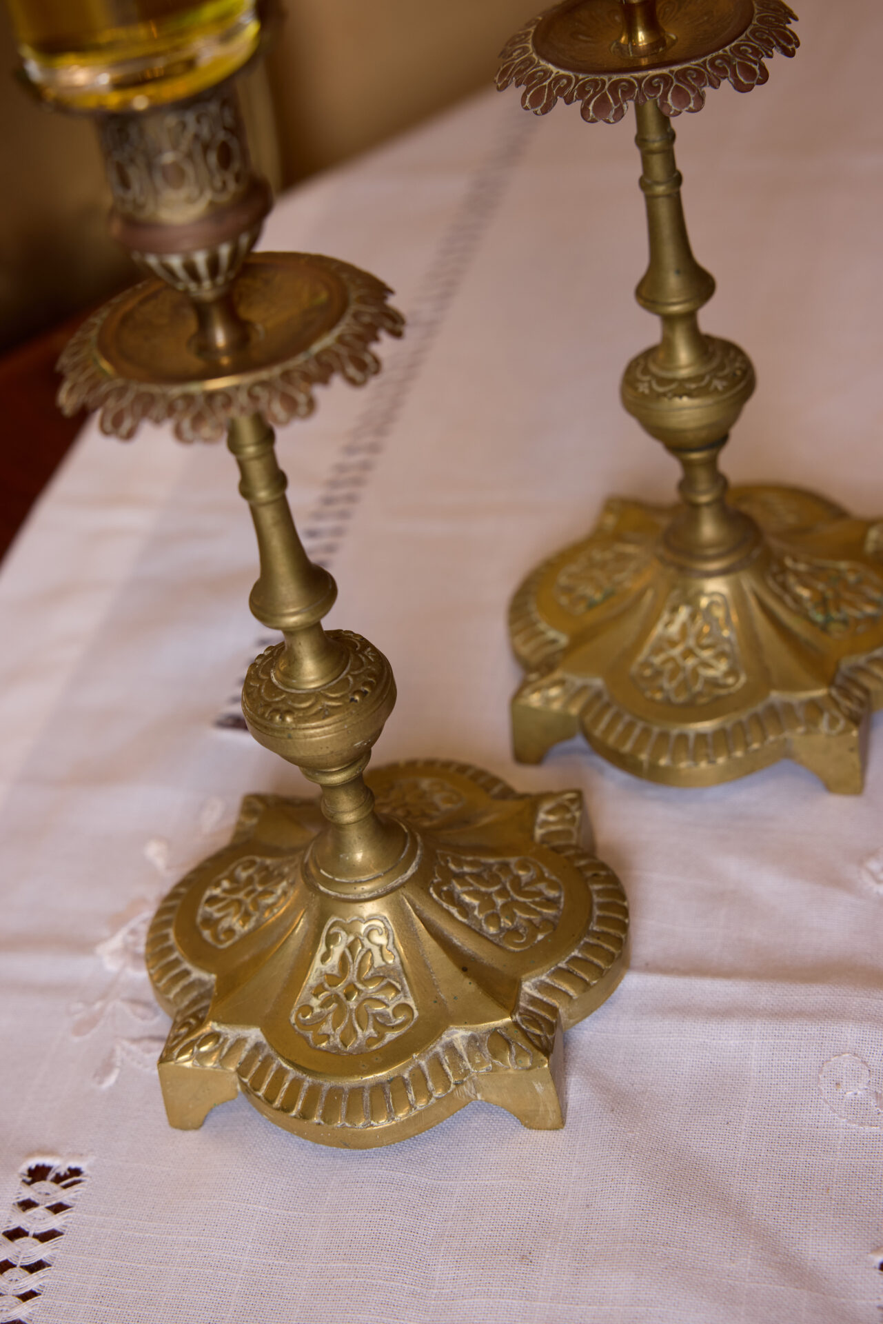 פמוטי נחושת עתיקים. עתיקא פמוטים לשבת