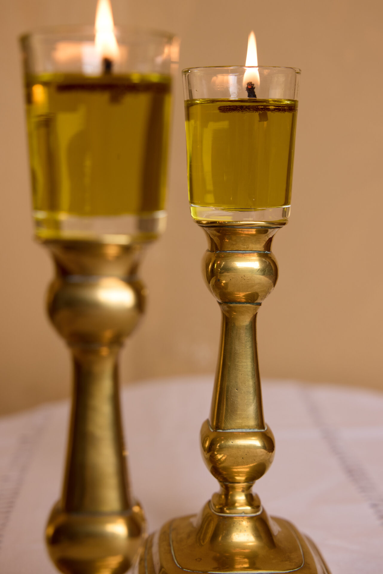 פמוטי נחושת עתיקים. עתיקא פמוטים לשבת