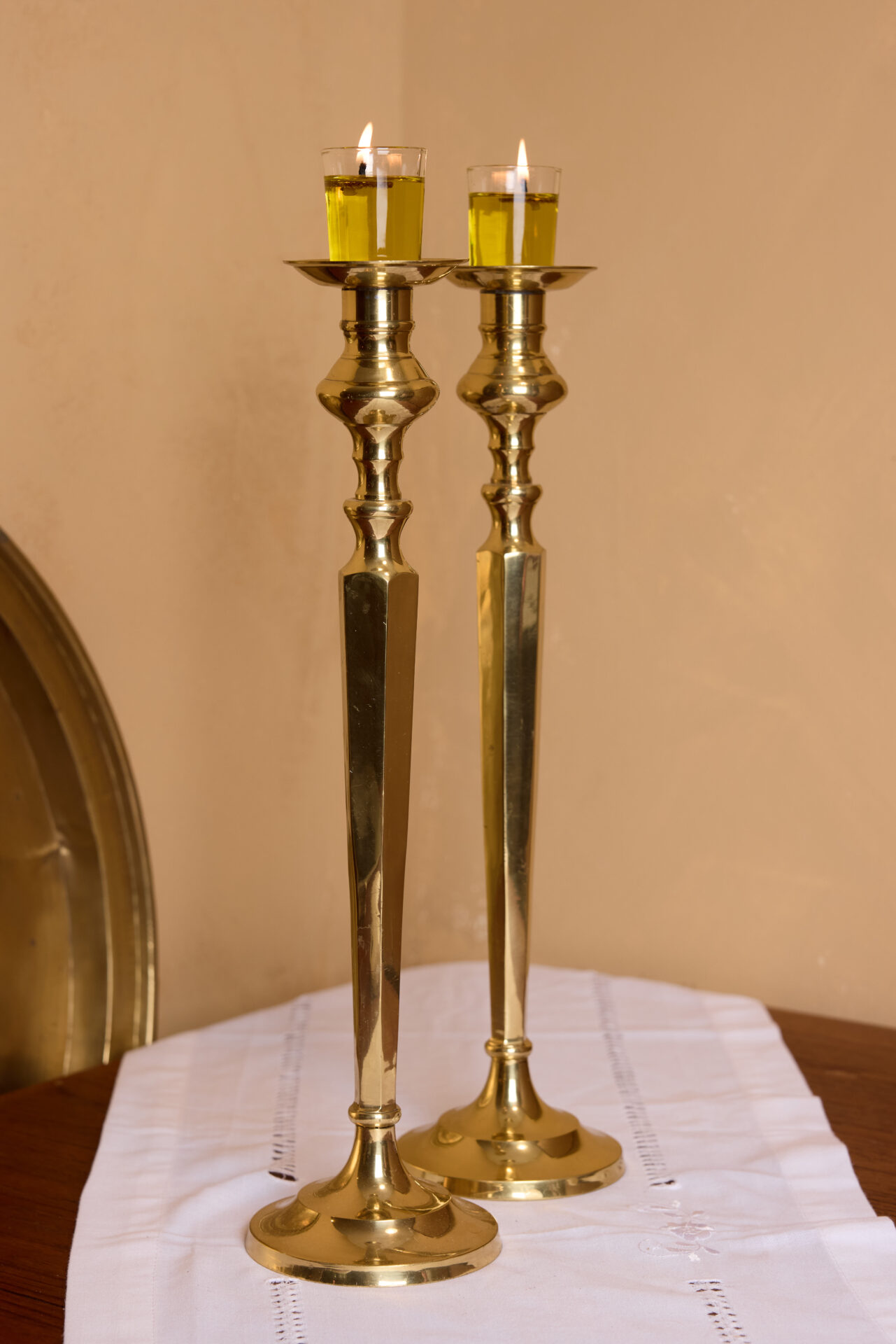 פמוטי נחושת עתיקים. עתיקא פמוטים לשבת