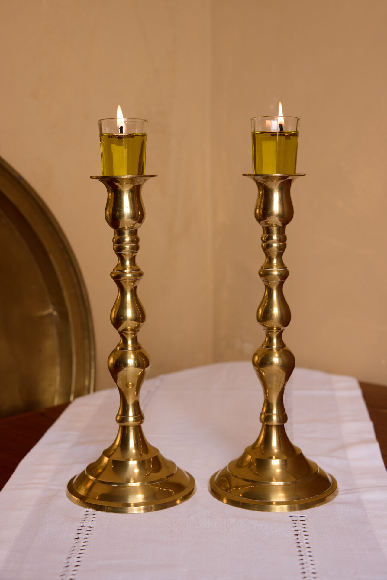 פמוטי נחושת עתיקים. עתיקא פמוטים לשבת