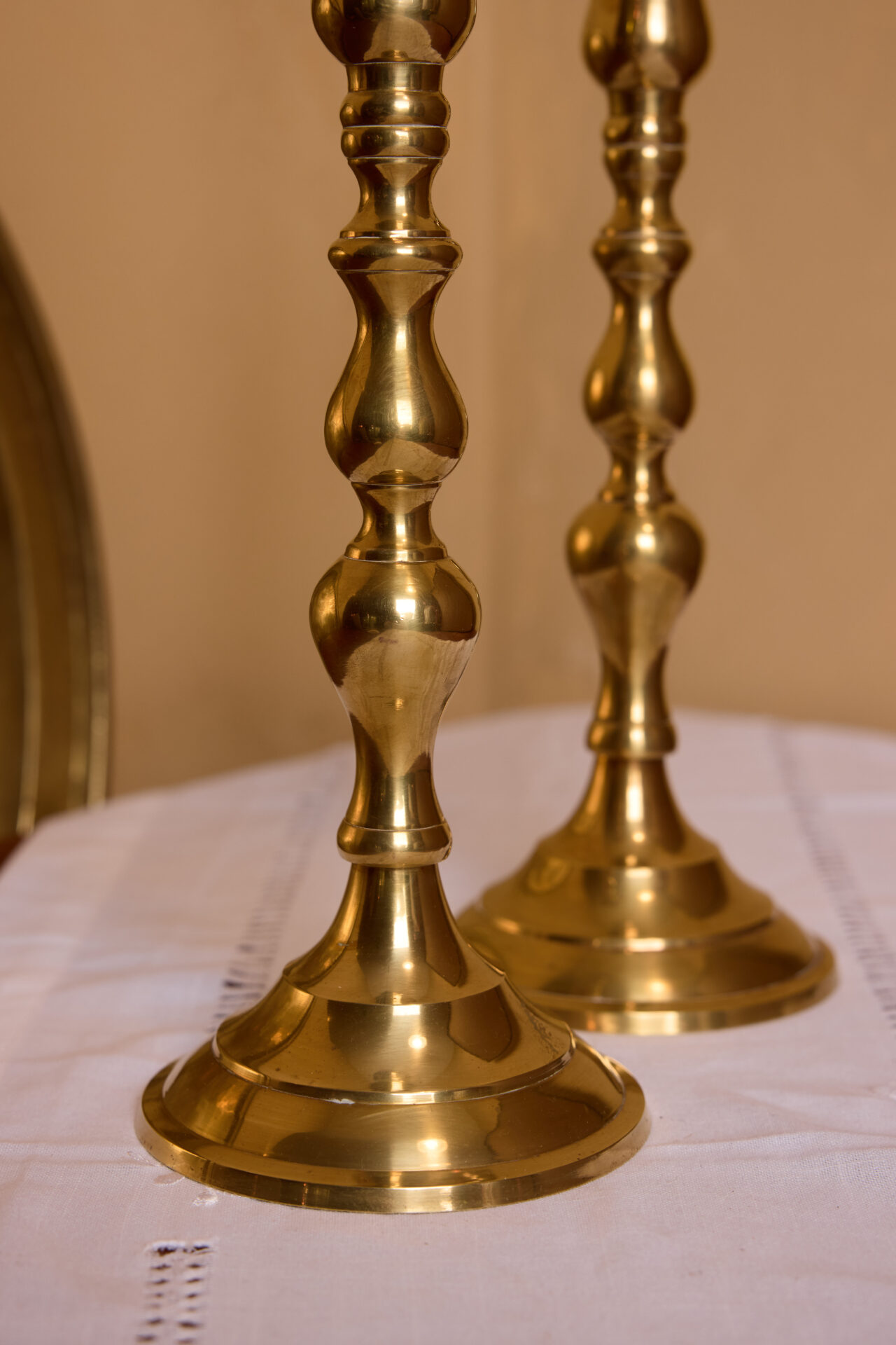 פמוטי נחושת עתיקים. עתיקא פמוטים לשבת