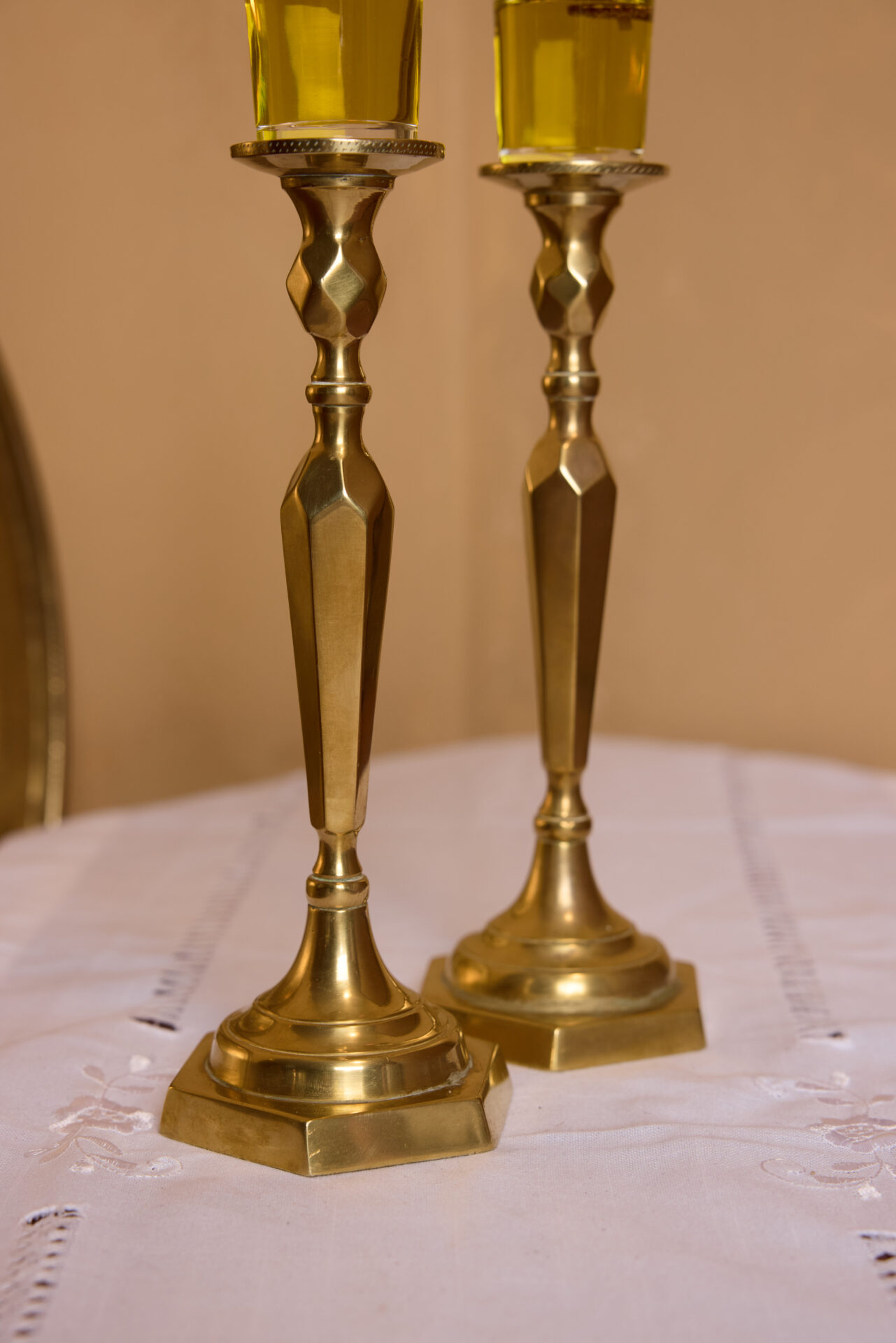 פמוטי נחושת עתיקים. עתיקא פמוטים לשבת