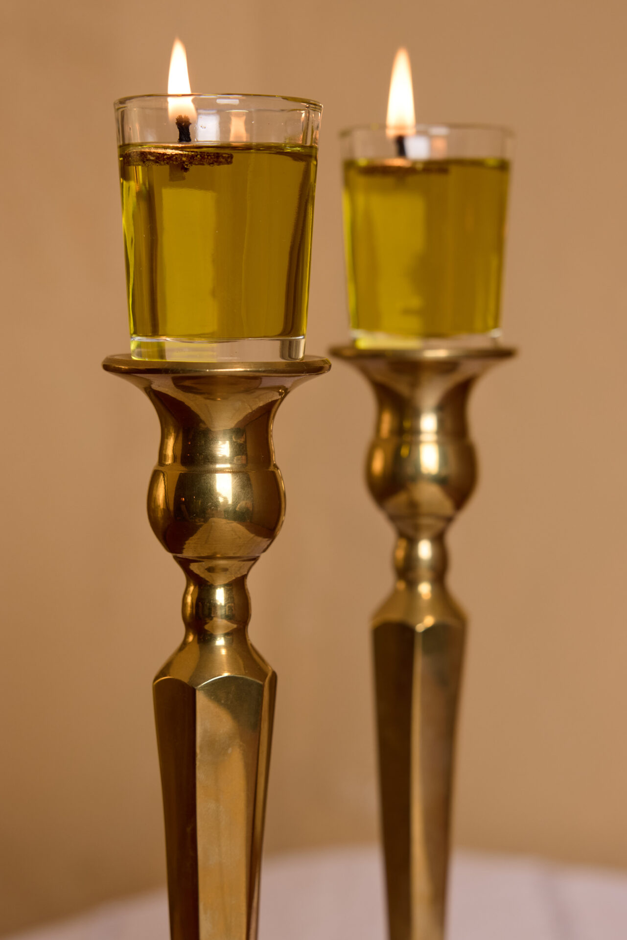 פמוטי נחושת עתיקים. עתיקא פמוטים לשבת