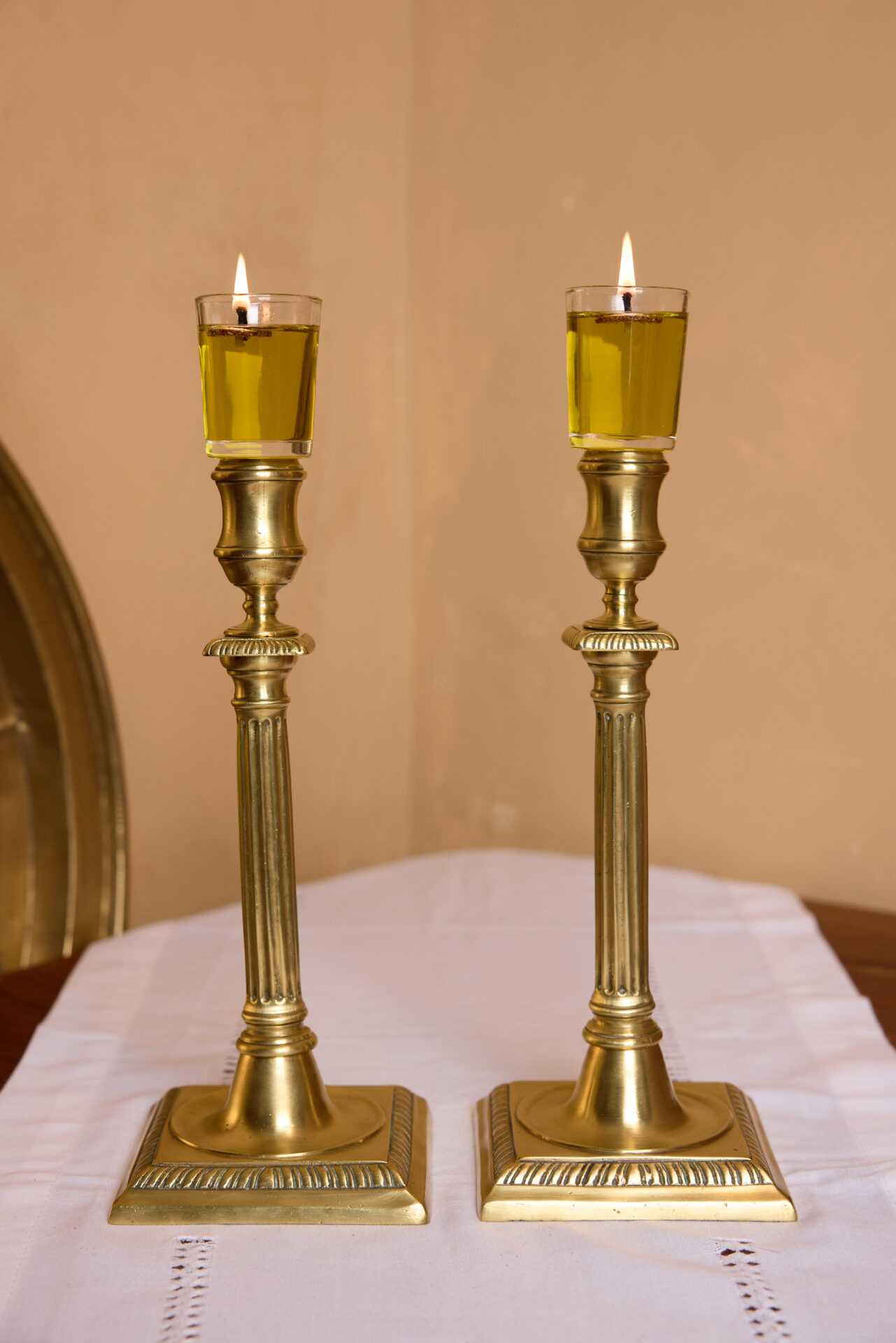 פמוטי נחושת עתיקים. עתיקא פמוטים לשבת