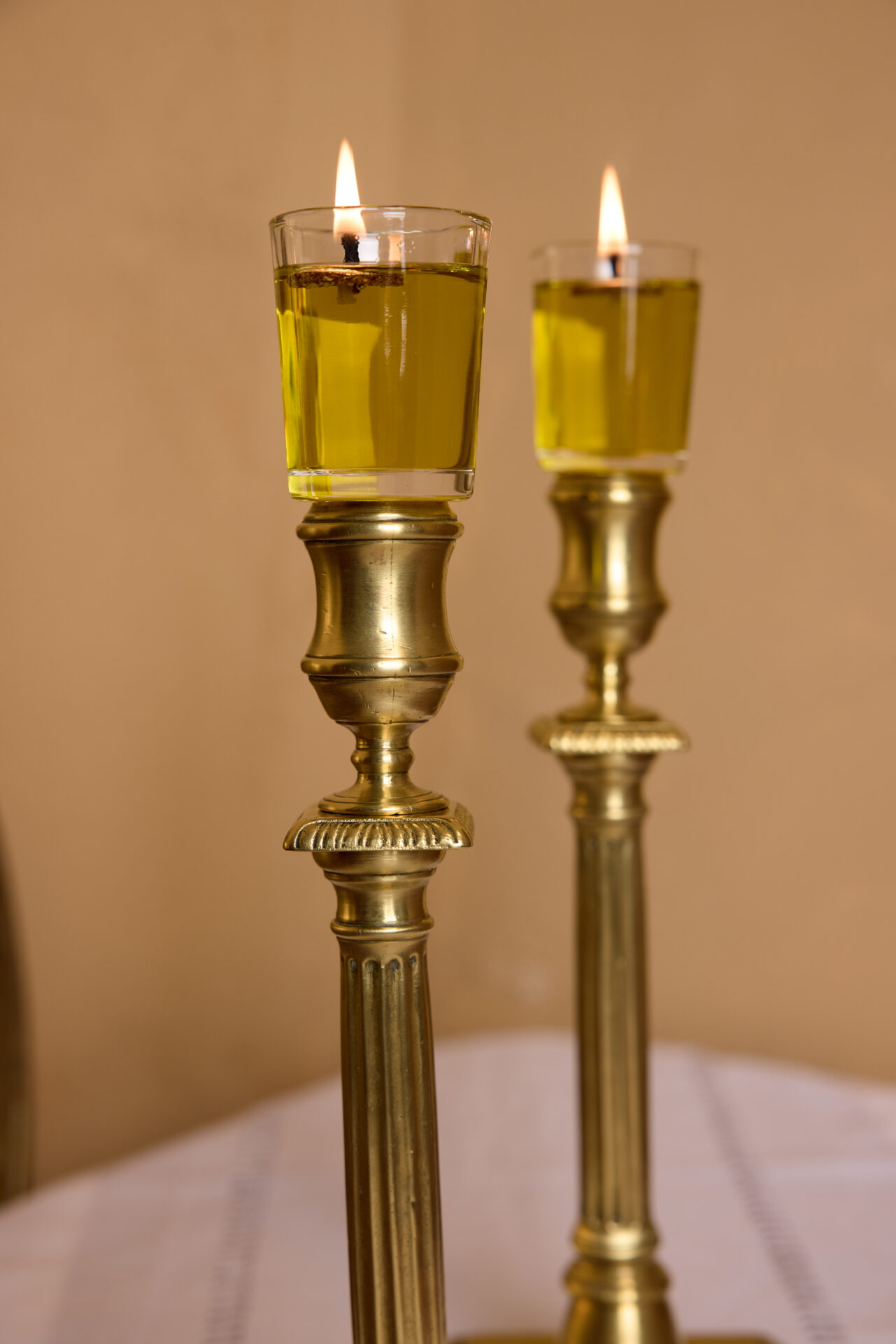 פמוטי נחושת עתיקים. עתיקא פמוטים לשבת