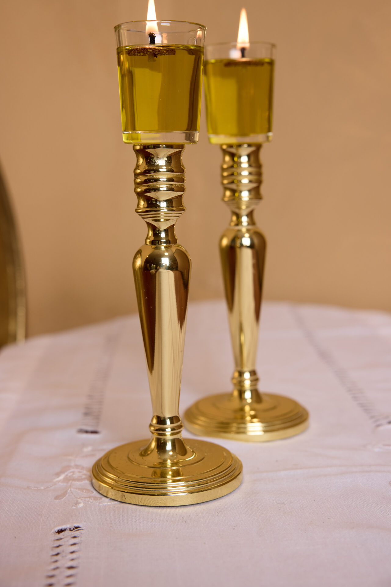 פמוטי נחושת עתיקים. עתיקא פמוטים לשבת