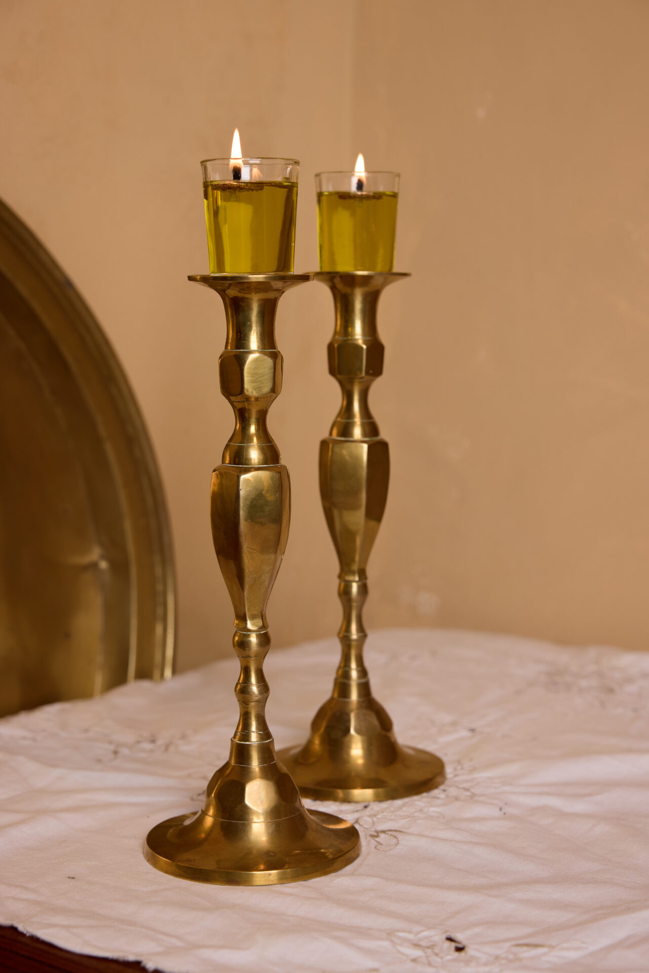 פמוטי נחושת עתיקים. עתיקא פמוטים לשבת