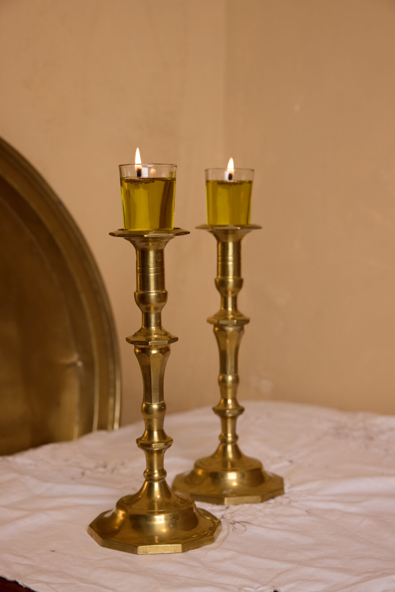 פמוטי נחושת עתיקים. עתיקא פמוטים לשבת