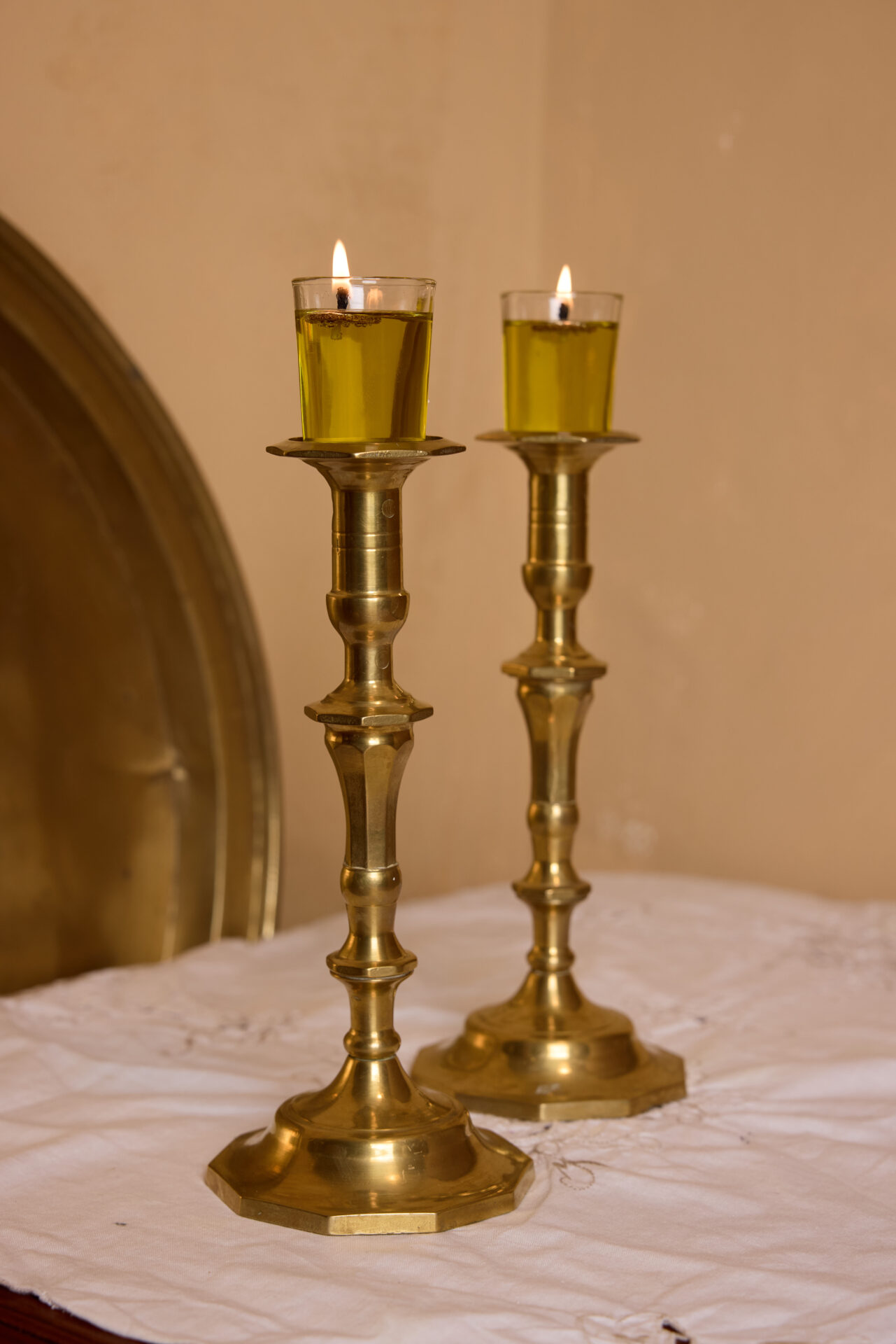 פמוטי נחושת עתיקים. עתיקא פמוטים לשבת