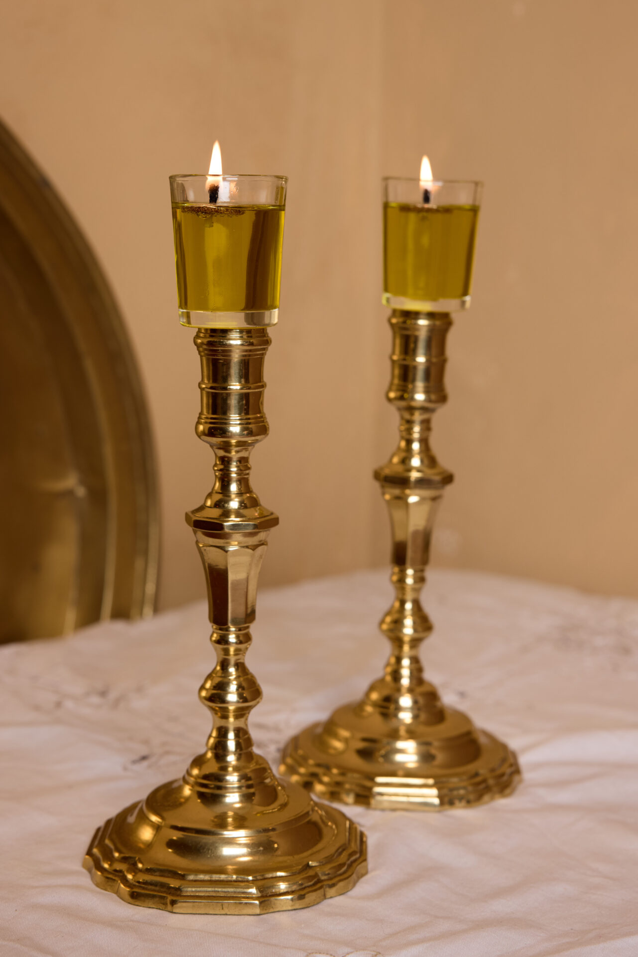 פמוטי נחושת עתיקים. עתיקא פמוטים לשבת