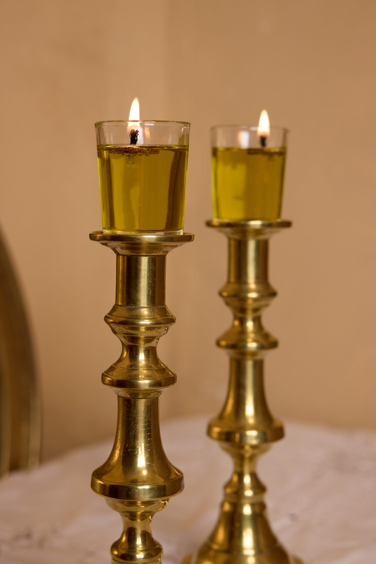 פמוטי נחושת עתיקים. עתיקא פמוטים לשבת