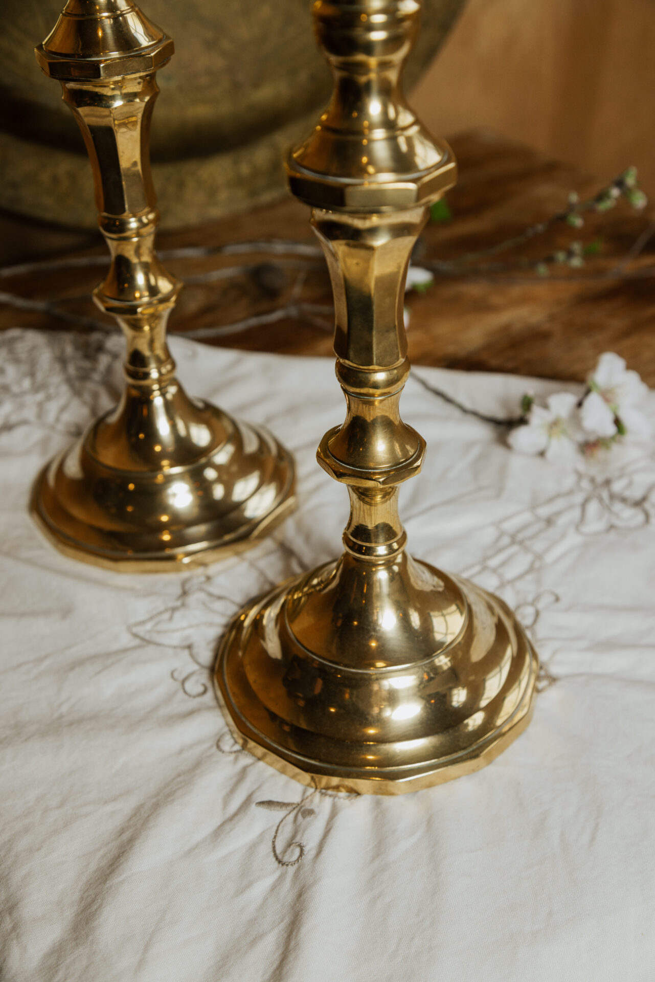 עתיקא פמוטי נחושת עתיקים לשבת