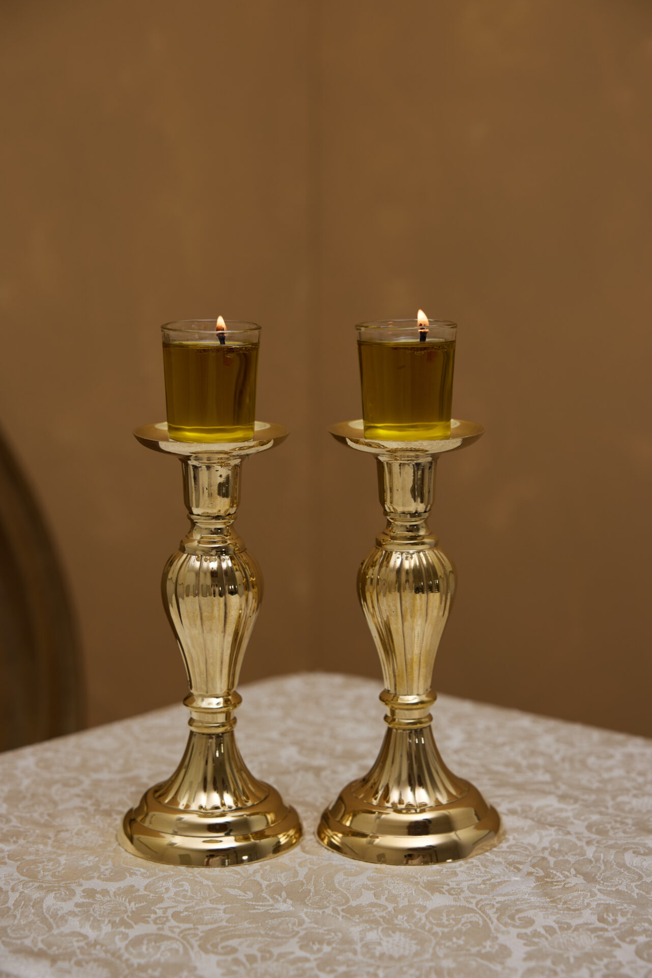 נחושת עתיקה. עתיקא פמוטים. פמוטי נחושת. נחושת וינטג׳. וינטג׳. פמוטים לשבת.